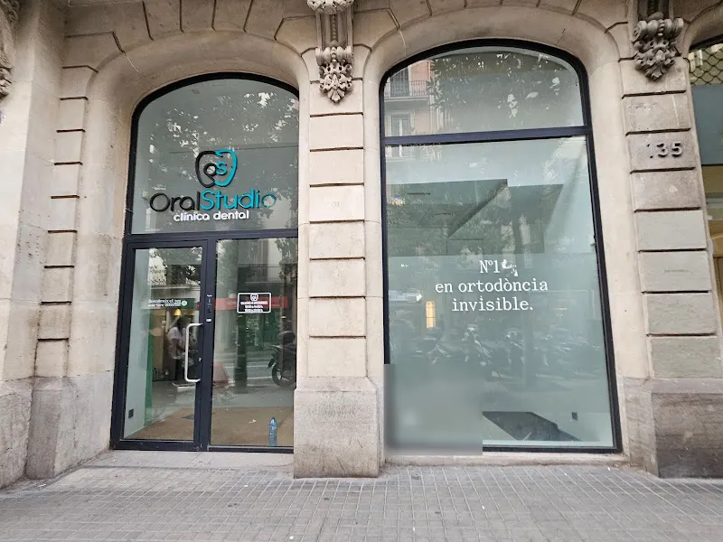 Oral Studio Clinica Dental - Gràcia
