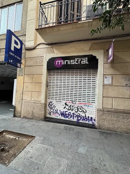 Instituts Bucodentals de Barcelona - Clínica dental en Barcelona - foto 3