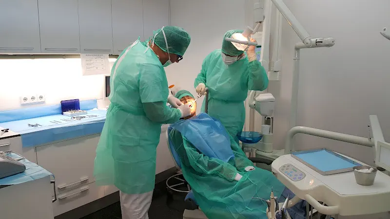 PATRON DENTAL Clinica Dental Ortodoncia - Dentista