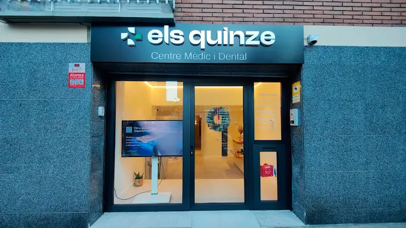 Centre Odontòlogic Els Quinze - Clínica dental en Barcelona - foto 3