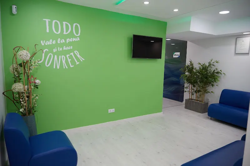 Clínica Dental MoliSani - Dentista en Barcelona - foto 3