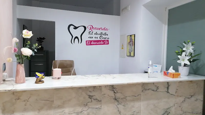 Clínica dental 24 - Clínica dental en Alicante - foto 2