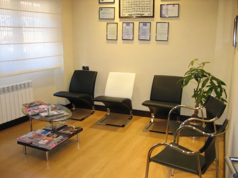 Clínica Dental Dra Aurora García y Dr Paulino Ruiz