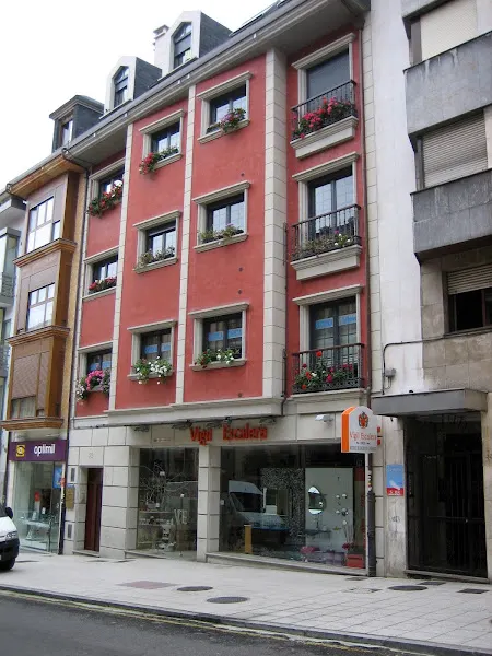 Clínica Dental Dra Aurora García y Dr Paulino Ruiz - Clínica dental en Oviedo - foto 2