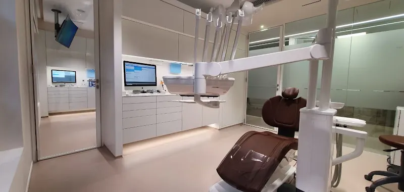 Clínica dental Jesús Frieyro