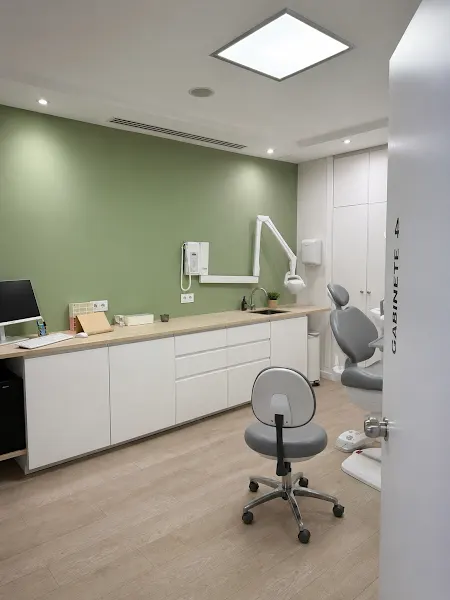 Clínica dental Blázquez - Burgos