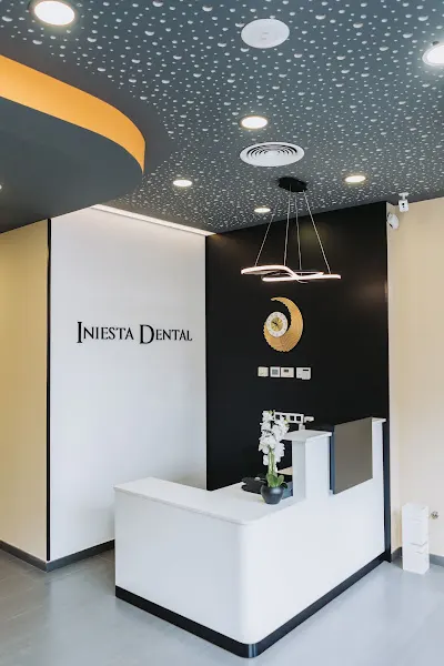 Iniesta Clinica - Clínica dental en Burgos - foto 2