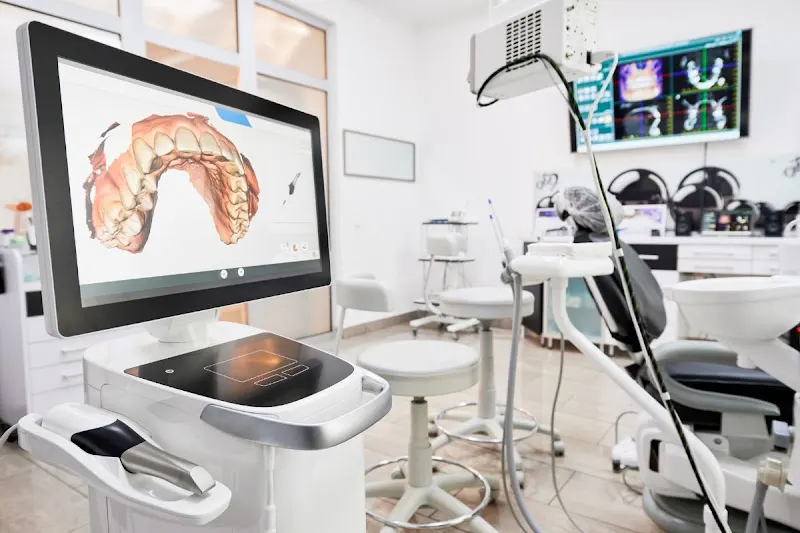 ESTUDI DENTAL Dr.Conde🦷 - Barcelona