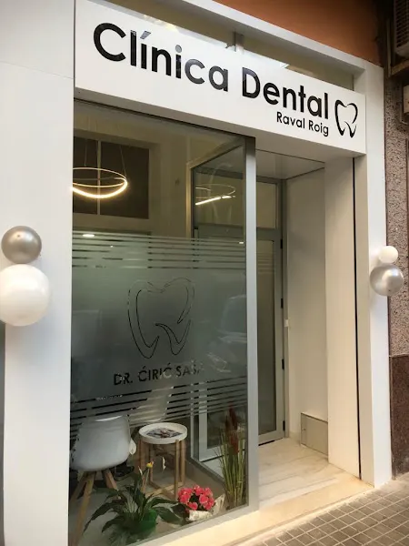 Clinica Dental Raval Roig